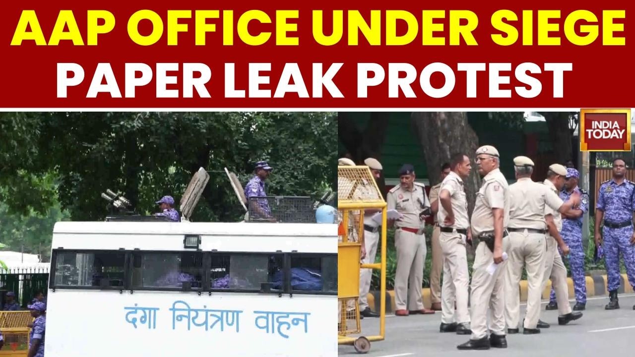 BJP VS AAP: BJP Workers Protest Outside AAP Office Over Punjab Paper Leak | Heavy Security Deployed