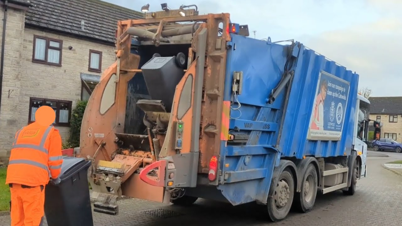 2008 Old Variopress Bin Lorry Collecting General Waste In The Cotswolds