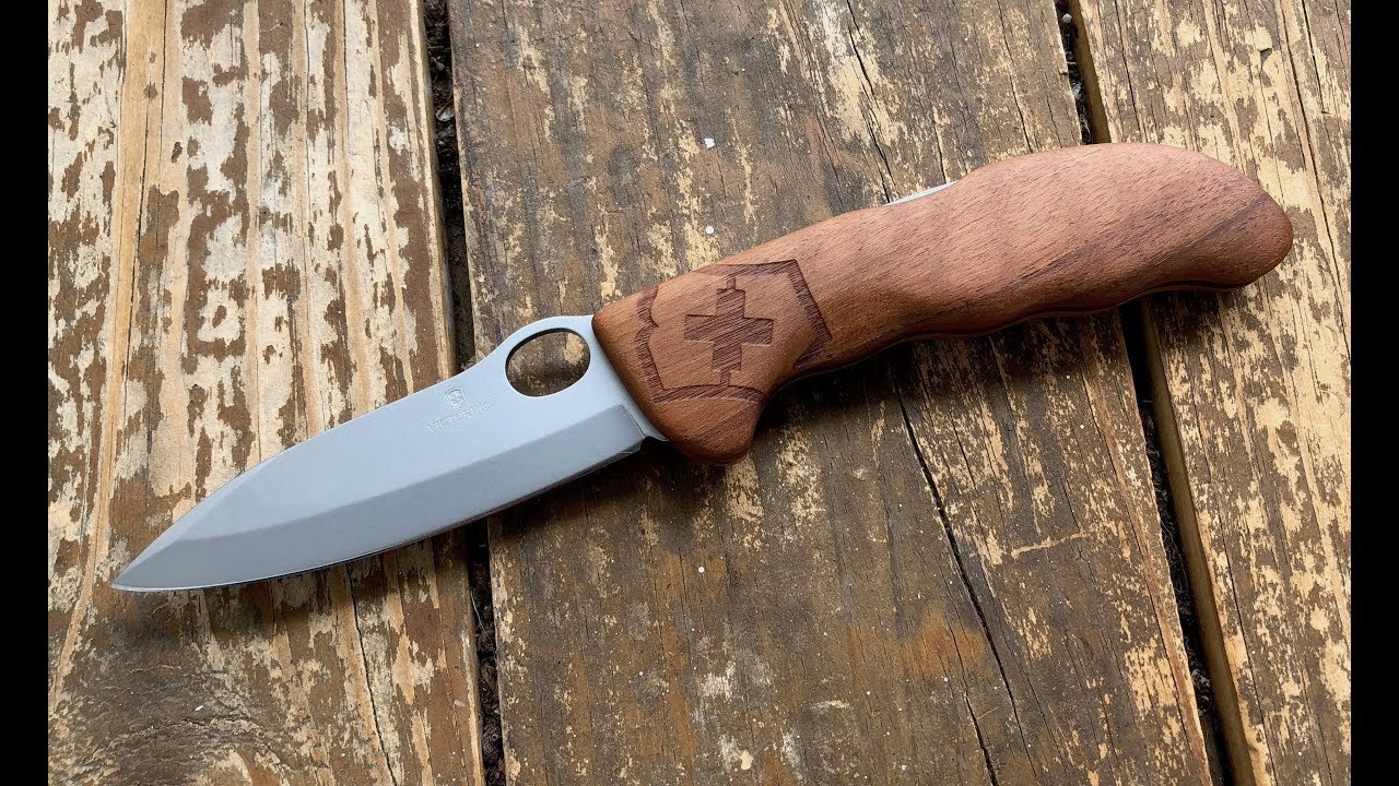 The Victorinox Hunter Pro Folding Knife: A Quick Shabazz Review