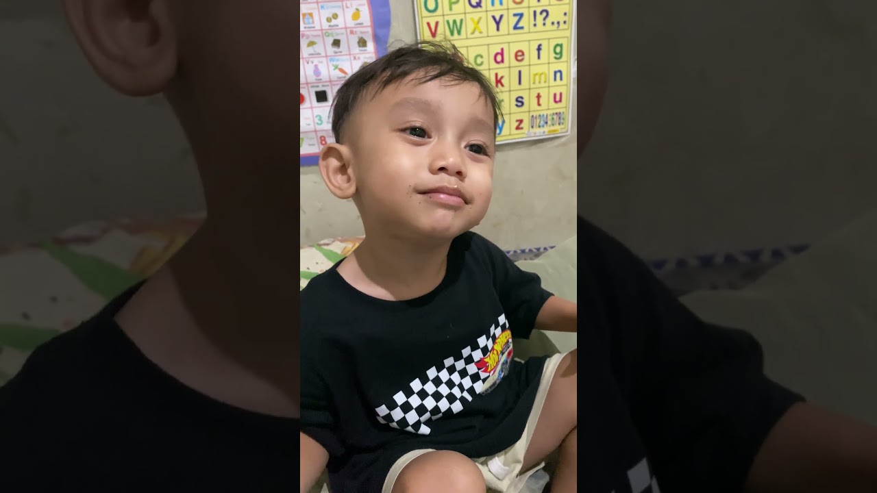 si ganteng lagi belajar 