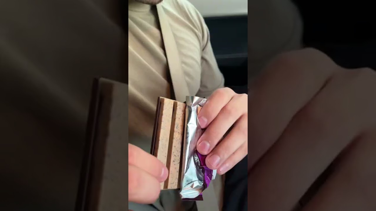 Coffee Mocha KitKat taste test