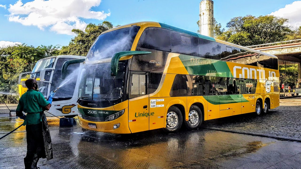 GONTIJO LAVANDO ONIBUS DE DOIS ANDARES DD UNIQUI DOUBLE-DECKER