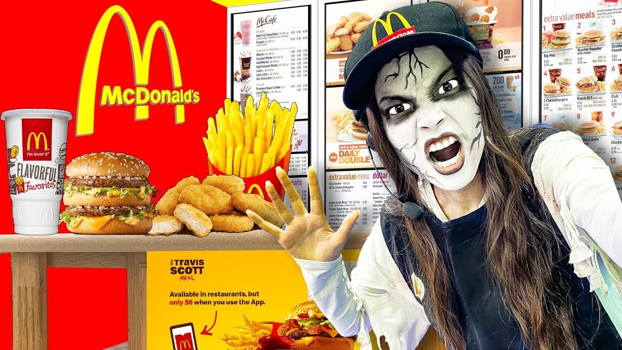 ZOMBIE BUILDS HER OWN MCDONALD&rsquo;S AT HOME FOR HALLOWEEN | I OPEN A SPOOKY RESTAURANT BY SWEEDEE