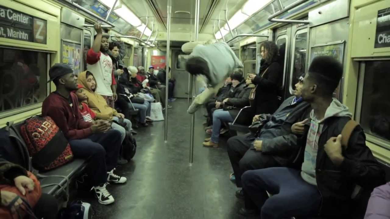 AMAZING SUBWAY HAT DANCERS