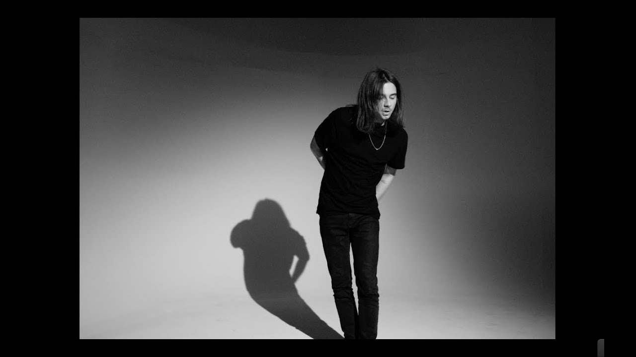 Danni Toma - Alle Her Er Lykkelige (Officiel video)
