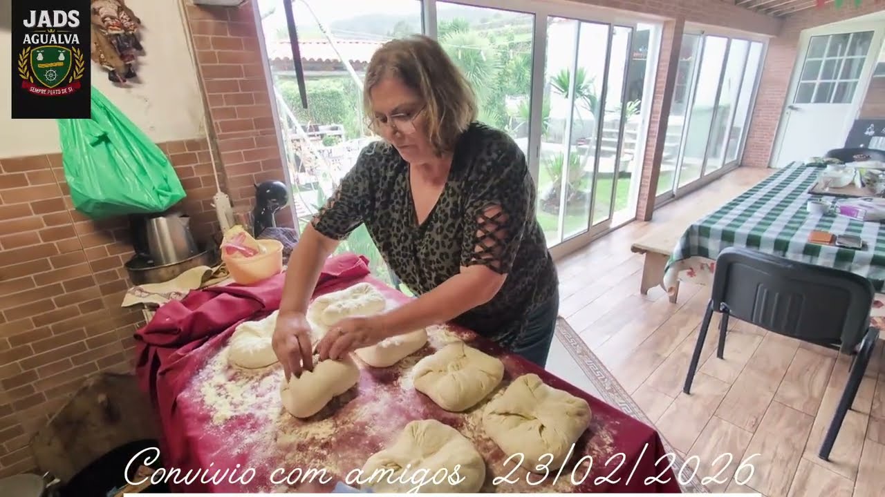 Cozer pão á moda antiga 😋❤️