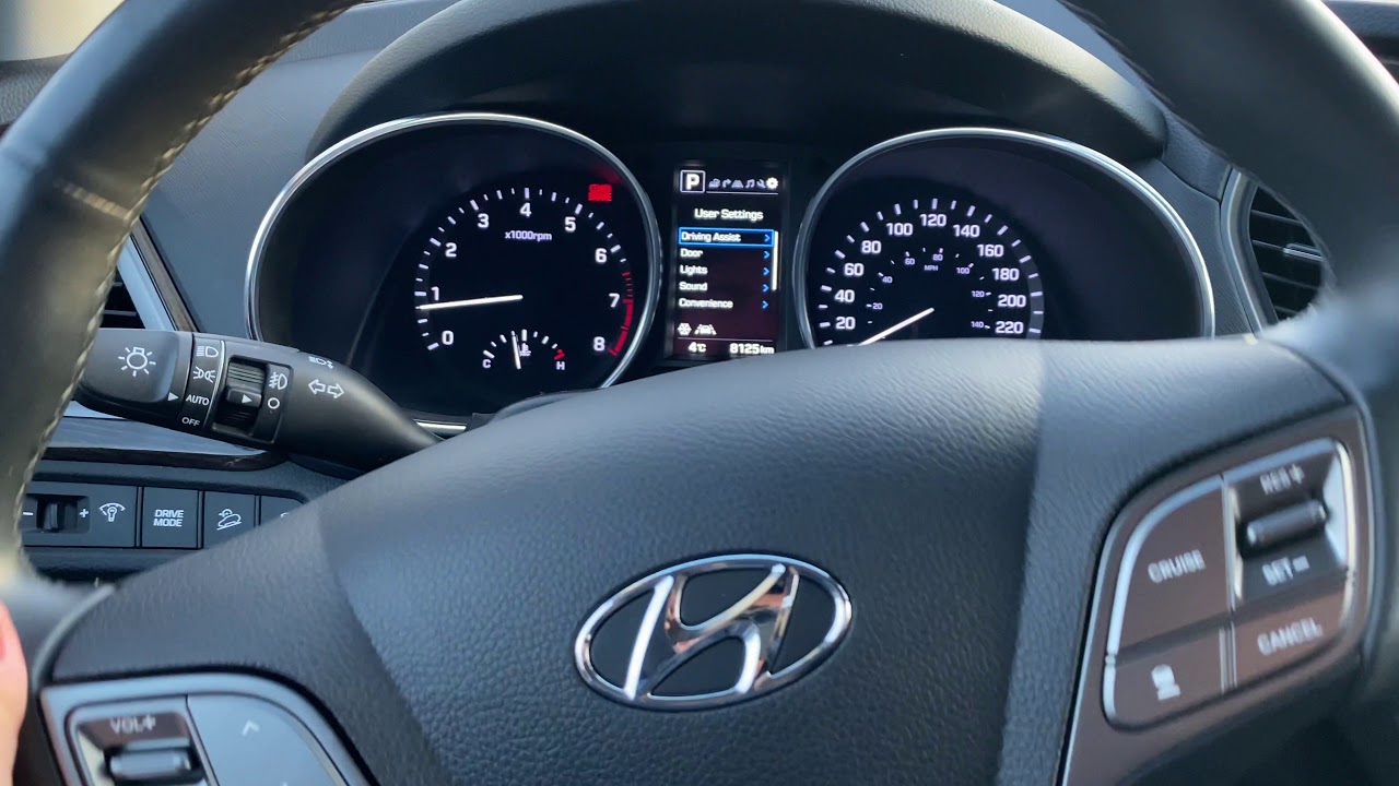Обзор спортивной приборной панели Hyundai SantaFe