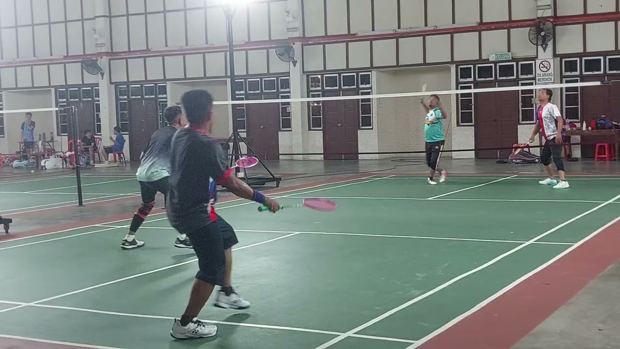 Badminton men's double 17.11.2025. Rusli/Wak vs Din/Erol