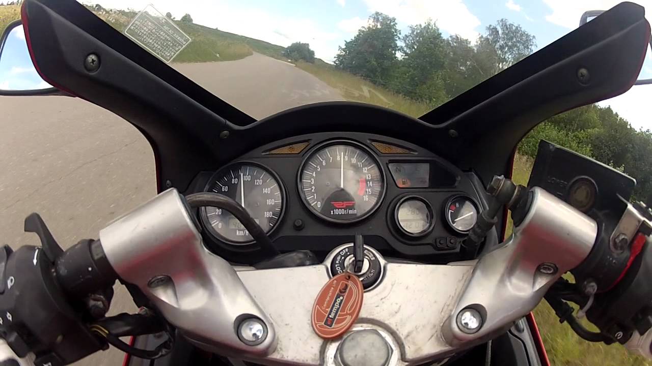 RF400RV 0-100 accelerate
