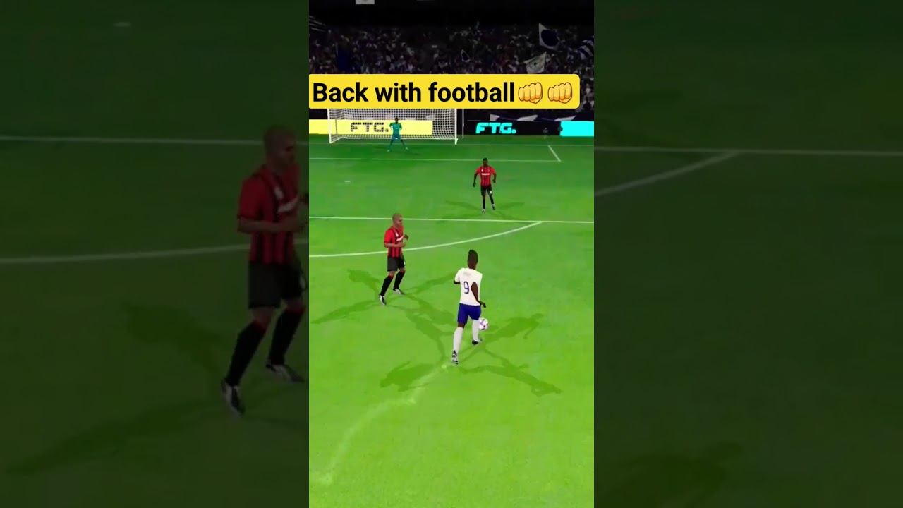 back with football👊#football #sarcasticgaming #soccer #goal #scorehero #footballshorts #messi #cr7