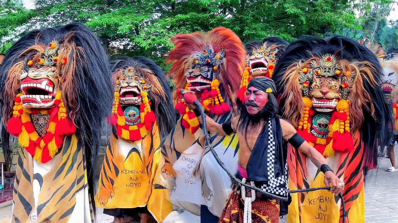 Spektakuler‼️arak arakan  Barongan Blora 2025 Paling Meriah | Kembang Aji Joyo Bikin Heboh🔥