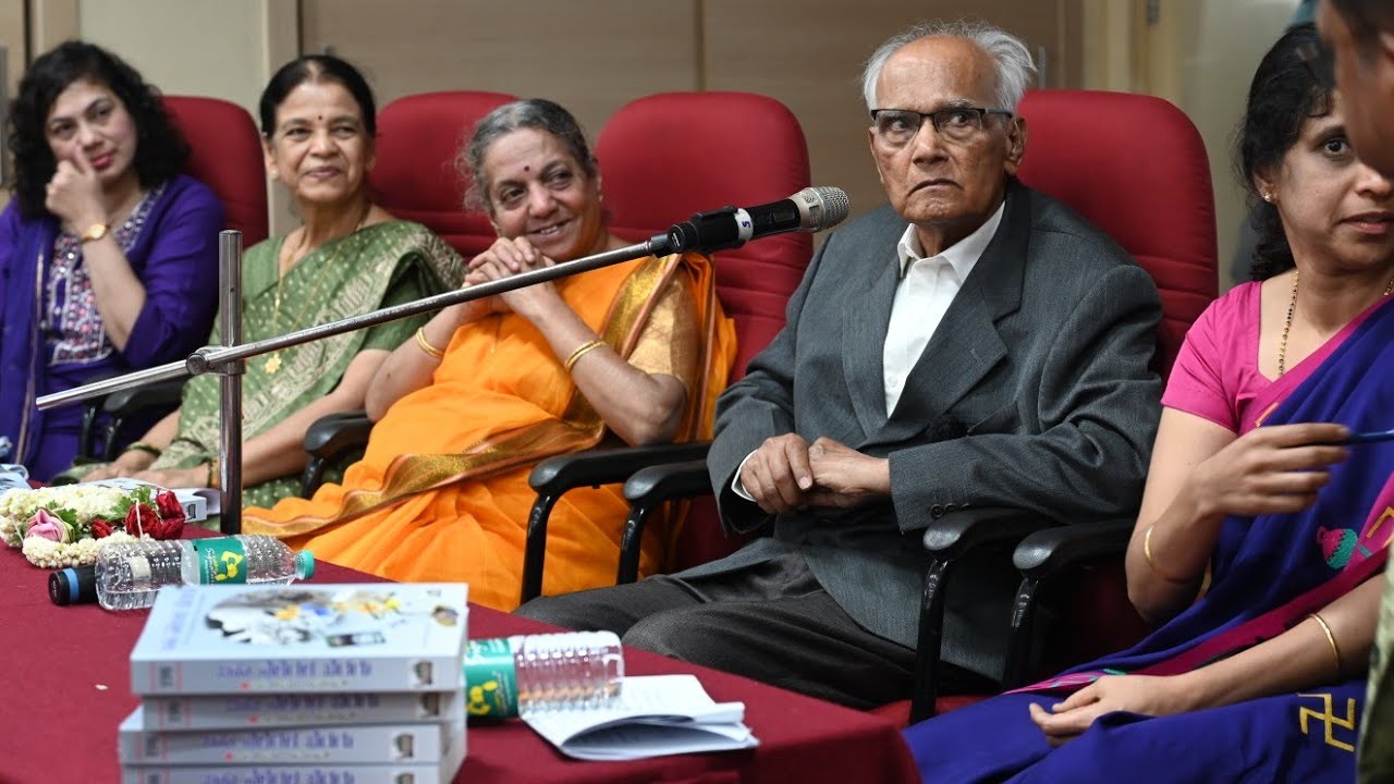 Dr SL Bhyrappa speech at National College in Bengaluru.