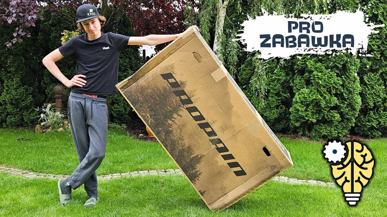 Nowa kozacka zabawka wjeżdża na garaż | unboxing