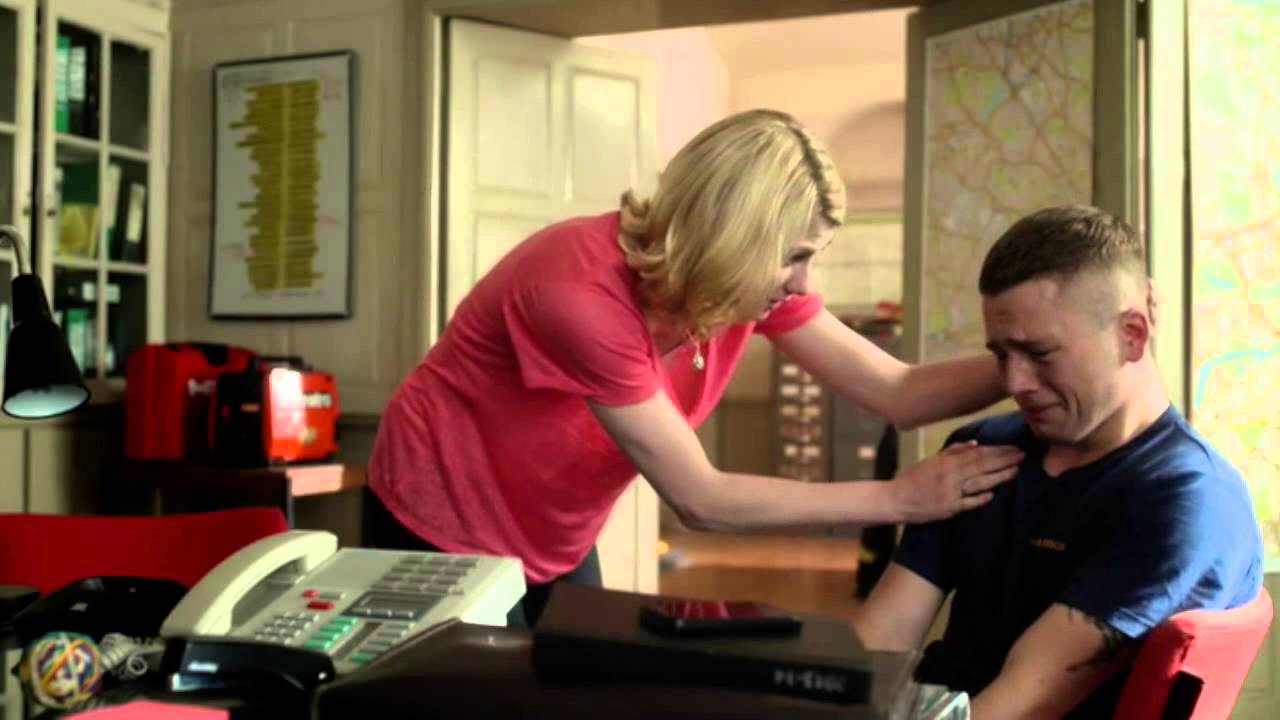 Asbo Gets Emotional || S01E06
