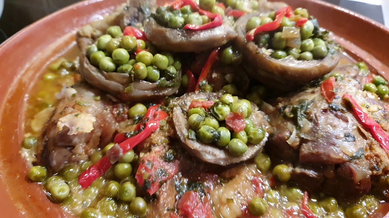 طريقة تحضير طاجين اللحم ( بالقوق ) الخرشوف والجلبانة .  Tajine mit   Artischocken und Erbsen