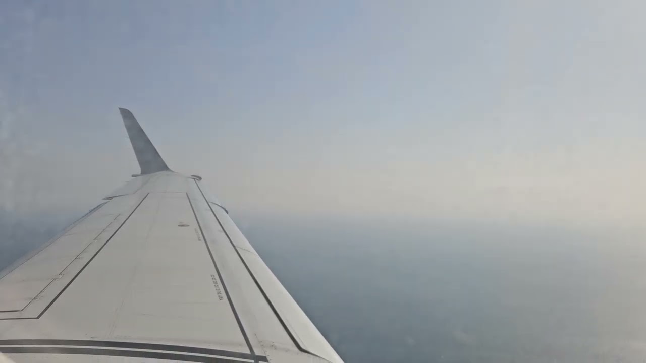 J-AIR E170 宮崎空港　着陸