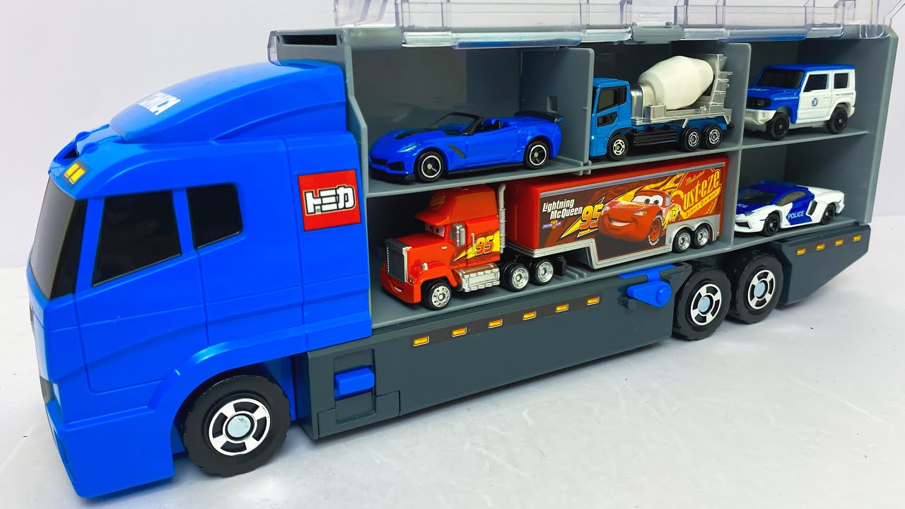 トミカ☆はたらくくるまのトミカのミニカーを開封してコンボイへ収納します！Unboxing Tomica working car minicars in the convoy!