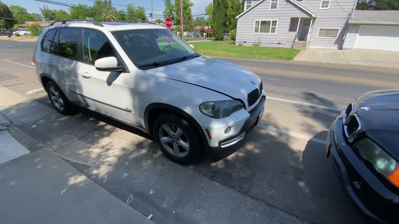 How to jump start a BMW X5 or use a BMW X5 to jump start any car