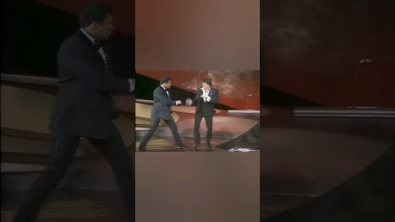Silvester Stalone & Muhammad Ali @ 49th Oscars (1977)