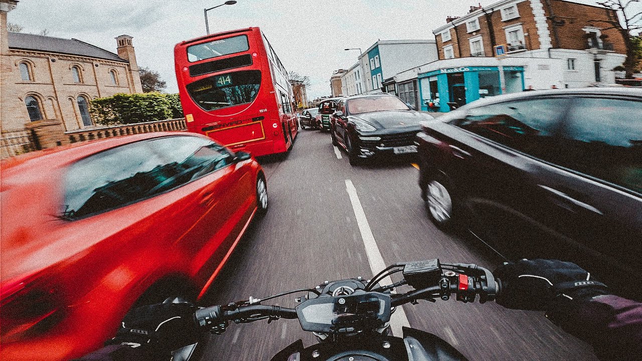 [UNCUT] City, Pt.3 | YAMAHA MT-07 AKRAPOVIC + QUICKSHIFTER [4K]