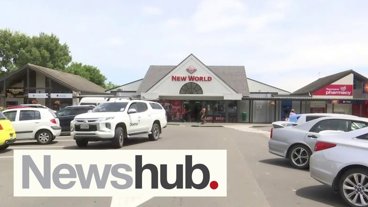 'Big shock': Township of 11000 people fuming as only supermarket set to close | Newshub