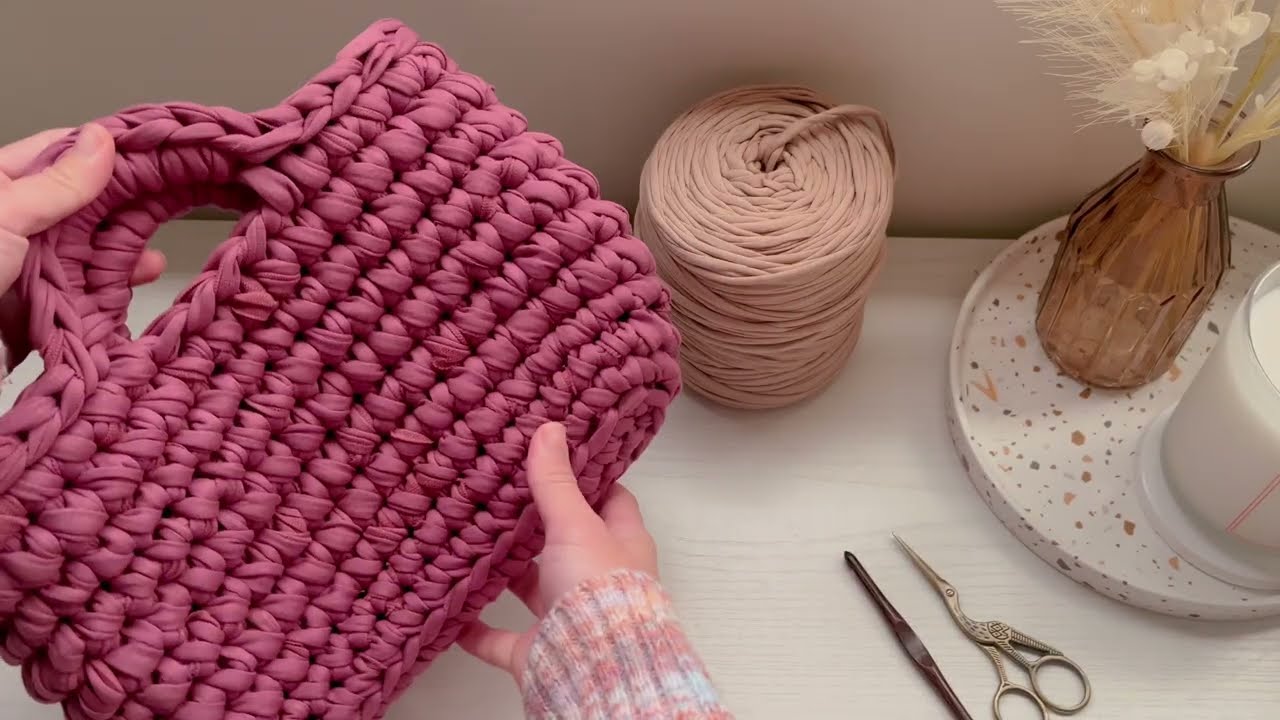 Beginner Crochet Bag Tutorial | Easy & Quick Project with T-Shirt Yarn