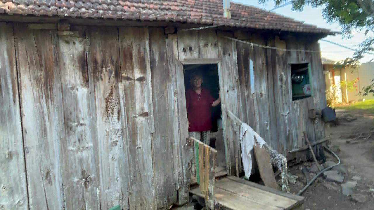 MULHER QUE NÃO GOSTA DE CIDADE - VIVO AQUI A MAIS DE 70 ANOS - DONA ALZIRA