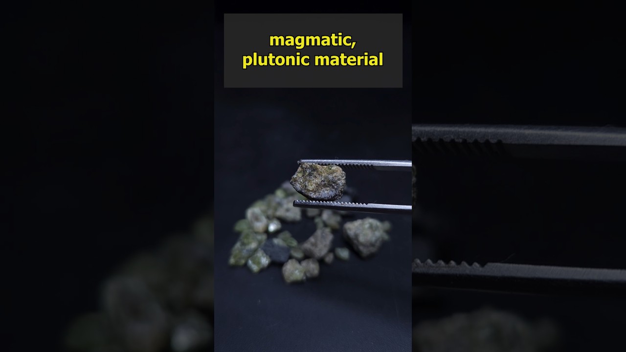 Olivine can contain radioactive Manganes #radioactivity #science #geology