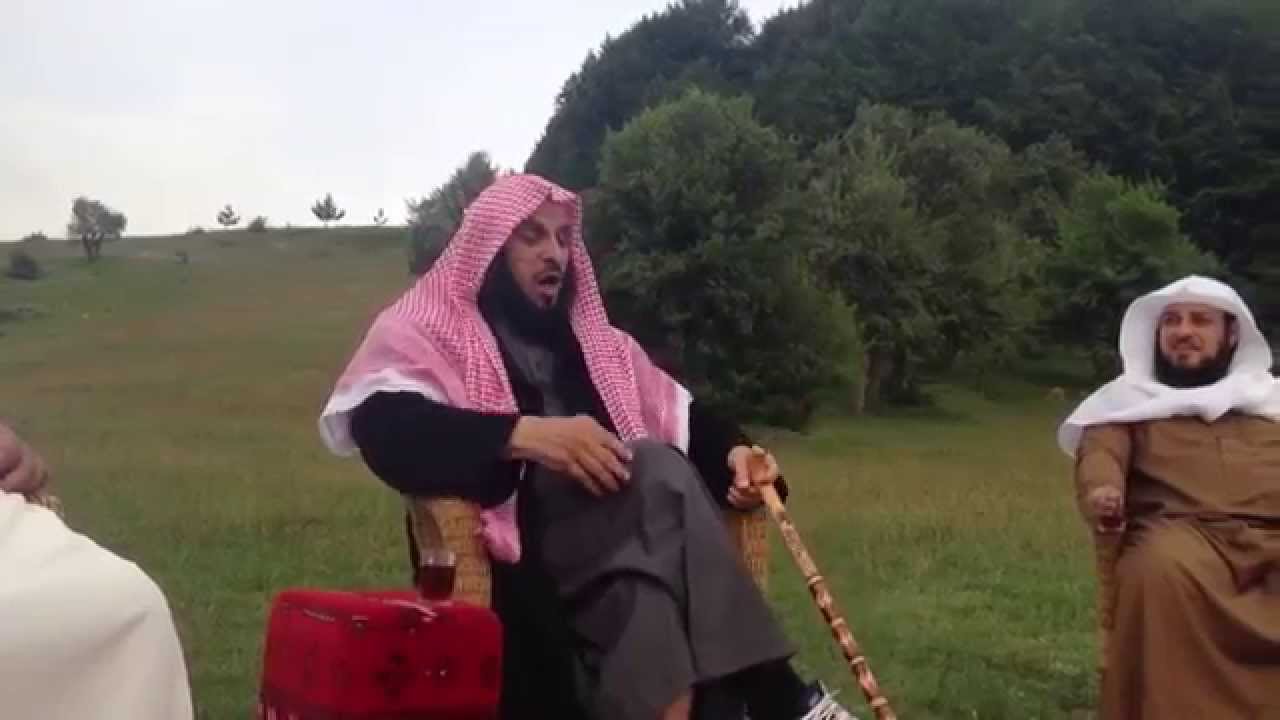 قصيدة عائض القرني النبطية - تصوير خاص - من كواليس سواعد الإخاء