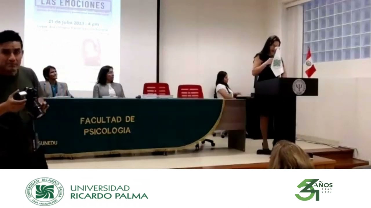 Presentación del libro Las Emociones - Mg. Brigitte Isabel Mendoza