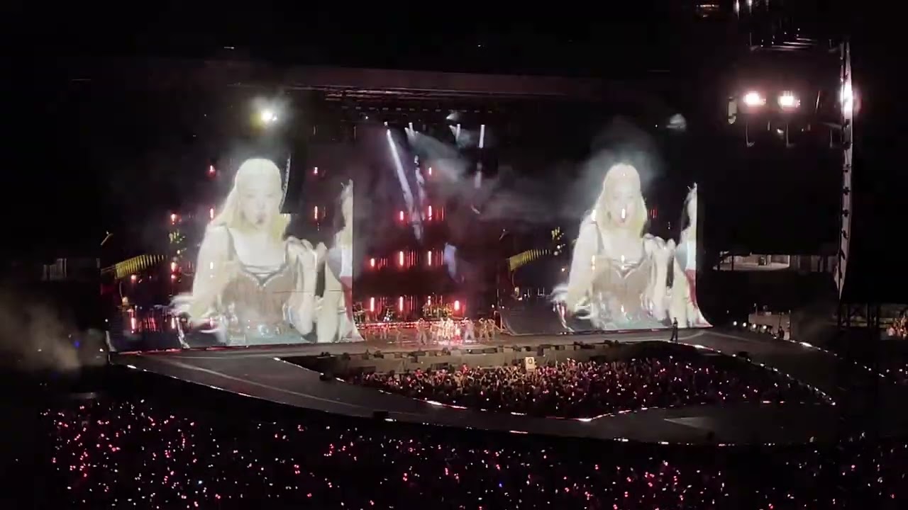 BLACKPINK ‘JUMP/BOOMBAYAH’ DEADLINE WORLD TOUR 7.18.25 CHICAGO SOLDIER FIELD