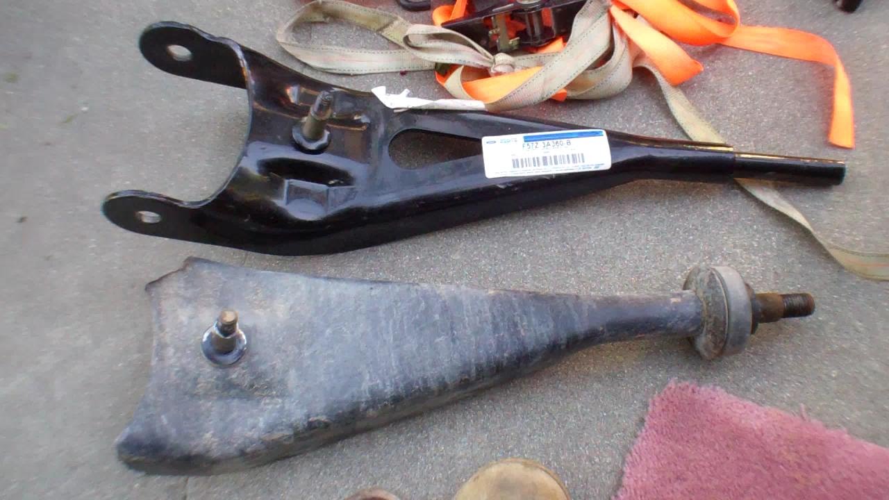 Ford Explorer Radius Arm Replacement Repair