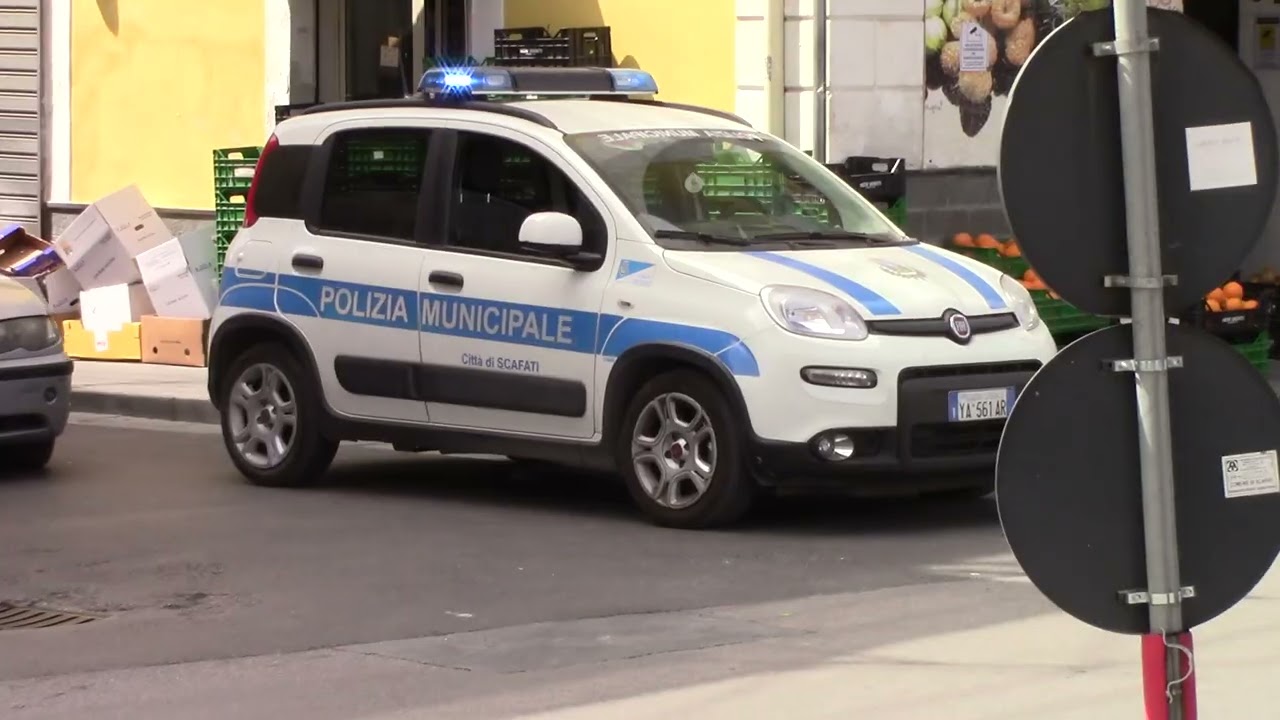 Scafati Municipal Police Car on middle city | Canon HF F706 | FULL HD