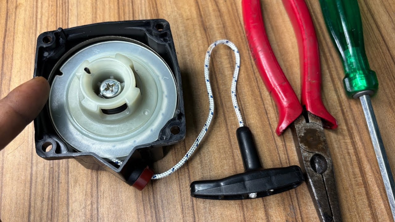 Don&rsquo;t Toss It! Fix Your Trimmer&rsquo;s Starter Cord Easily