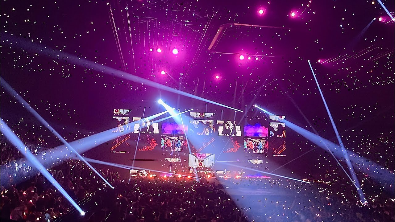 INDOCHINE - En route vers le futur Live Arena Tour Paris Accor Arena 04.03.2026