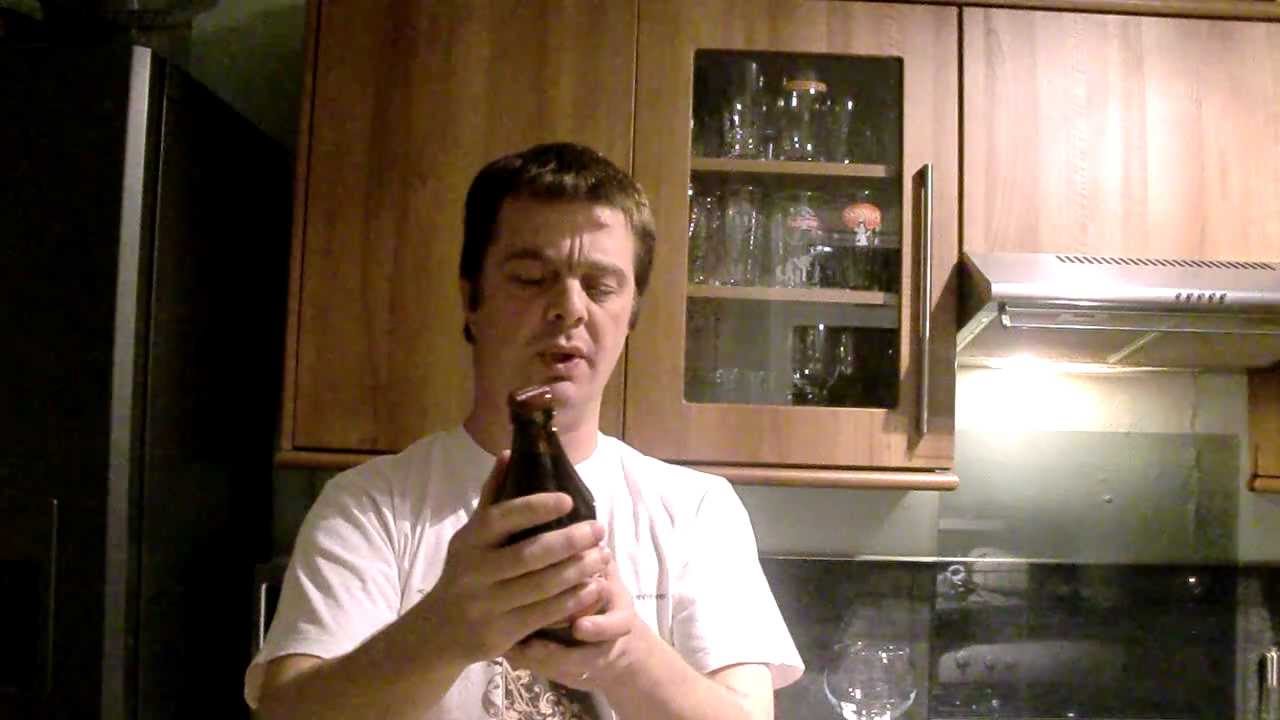 Chimay P&egrave;res Trappistes Ale ( Chimay Red Review )  L'Abbaye de Scourmont