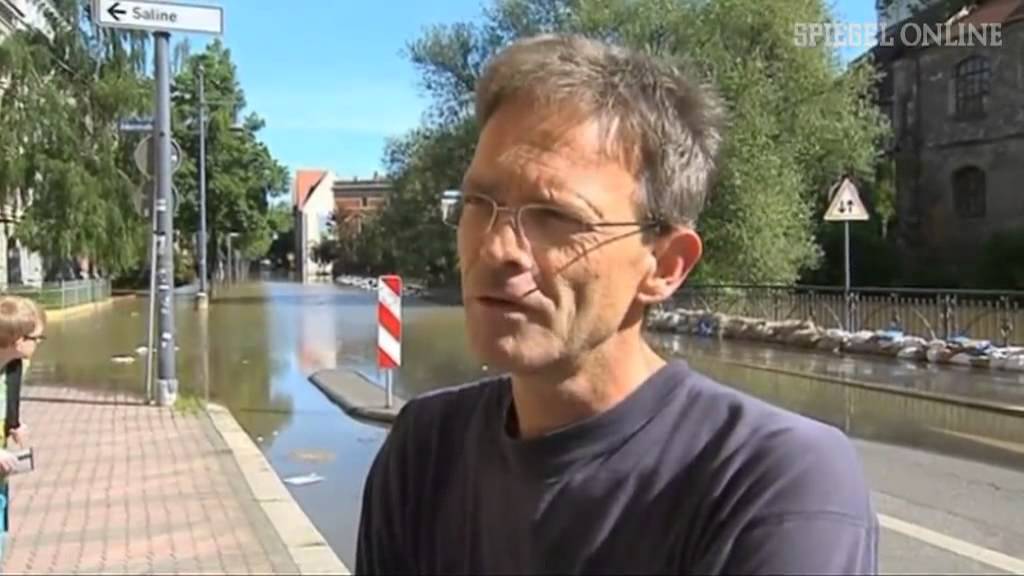 Hochwasser in Halle: Höchster Pegel seit 400 Jahren | DER SPIEGEL
