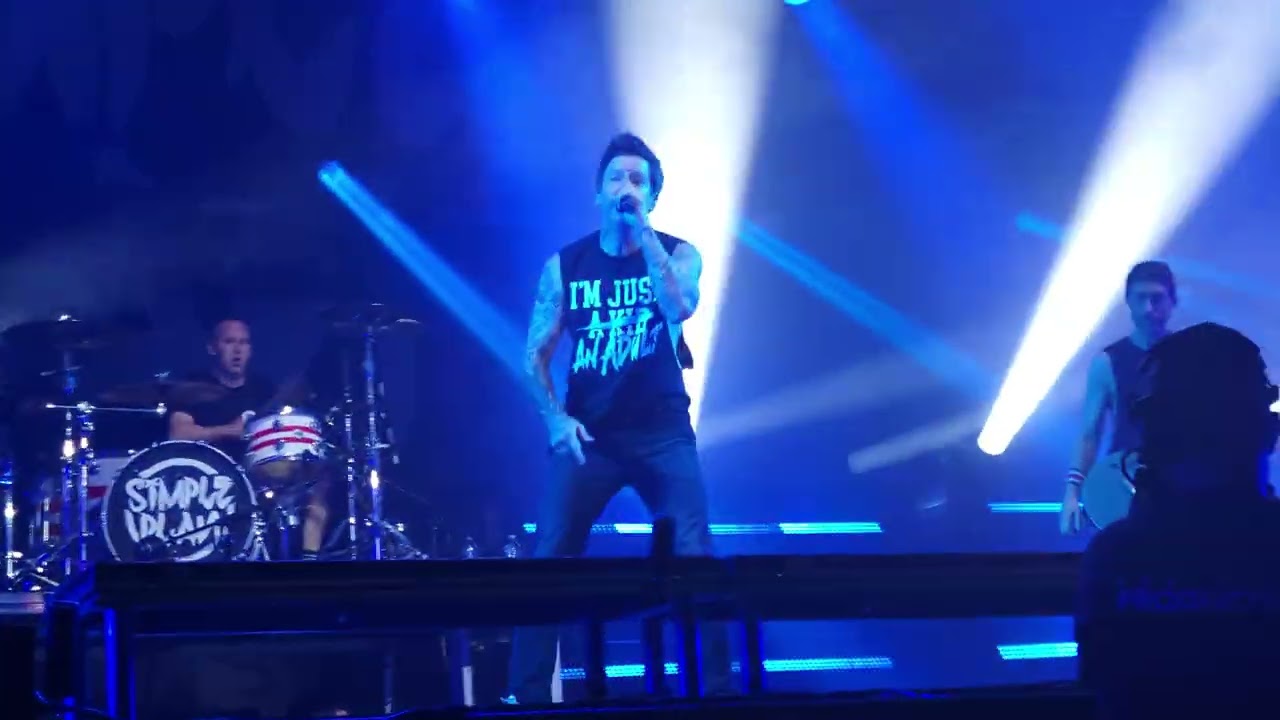 Simple Plan NEW SONG « Nothing Changes » - Festivoix July 2 2025 ❤️😁