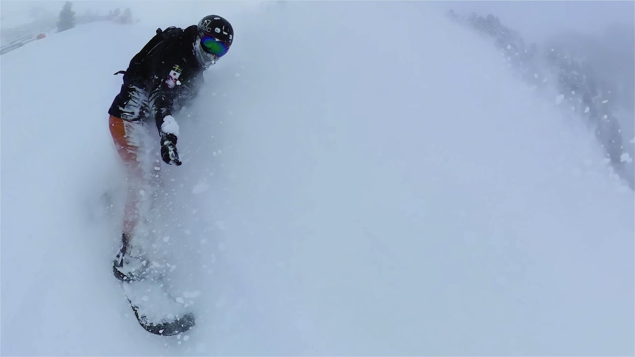 RAW - Harakiri Mayrhofen with fresh Powder on Snowboard