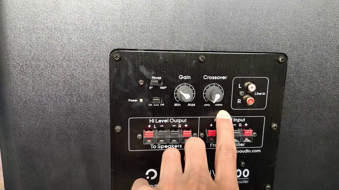 Cómo configurar o ajustar un subwoofer