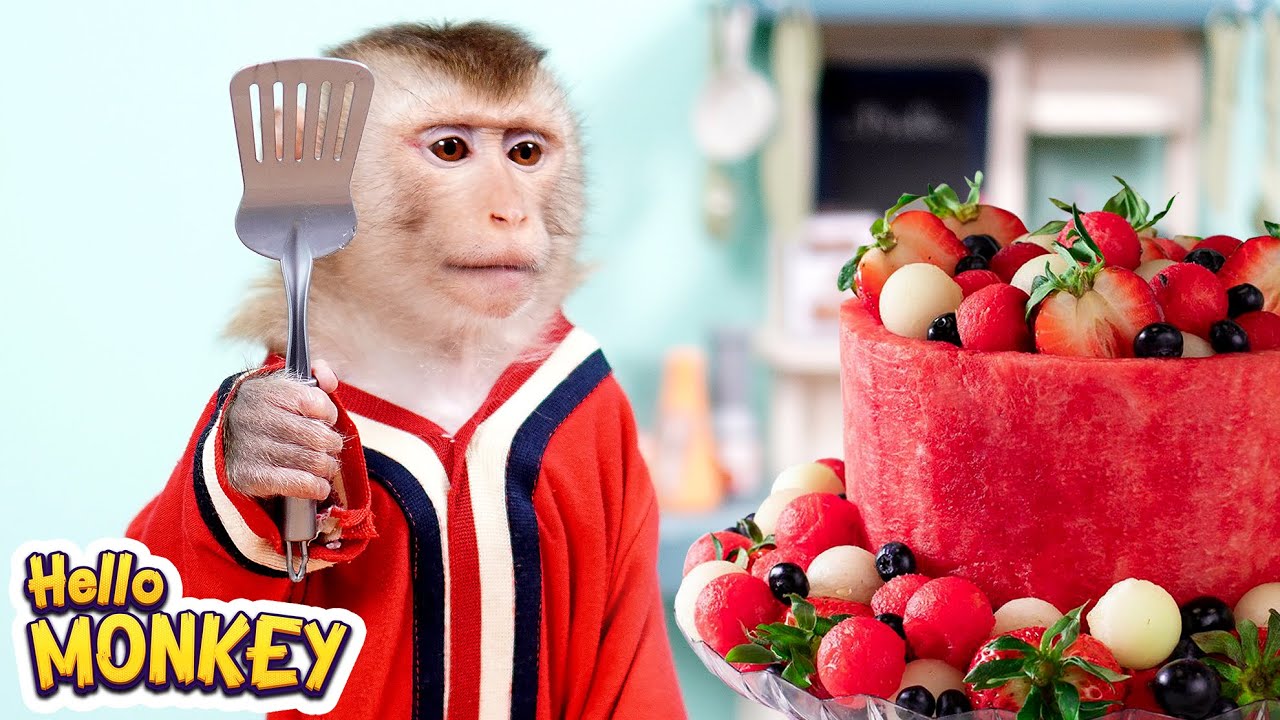Monkey Bobo Knows How To Make Layered Watermelon Cake Very Interesting 🍉🍓