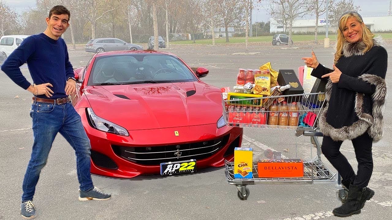 SPESA DI CAPODANNO SULLA FERRARI CON LA MAMMA!