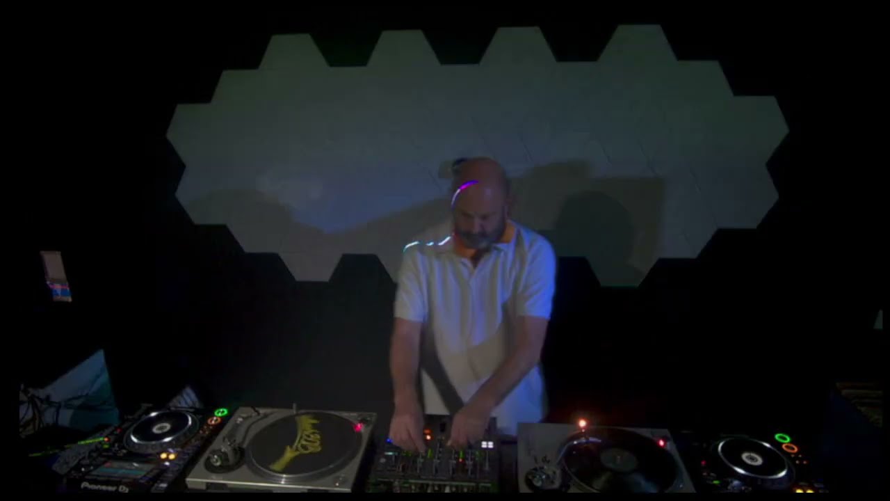 DR KIELMANNSEGGE @aluch303 14/10/2025