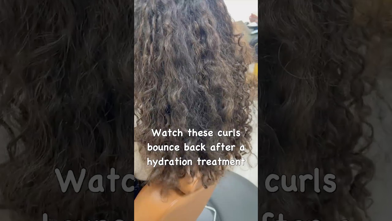 The Ouidad Moisture Lock Mask is a deep drink for thirsty curls! #curlyhaircommunity