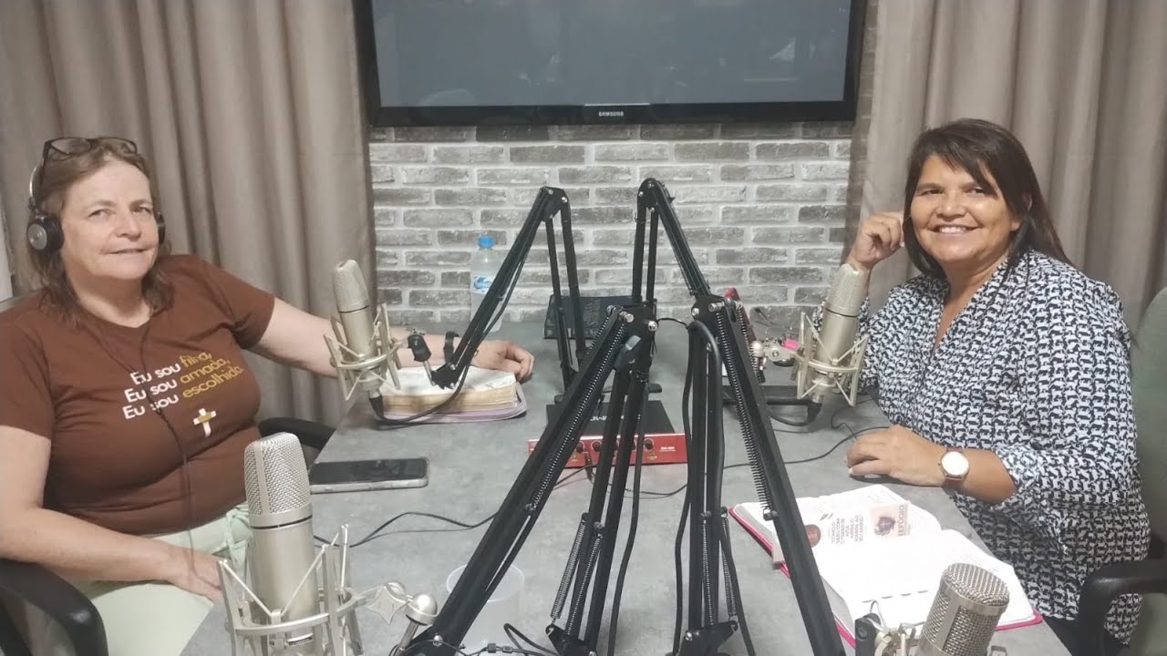 MULHERES VOLTANDO  ESSÉNCIA   ( Pastora Nilse  Ira Susana )