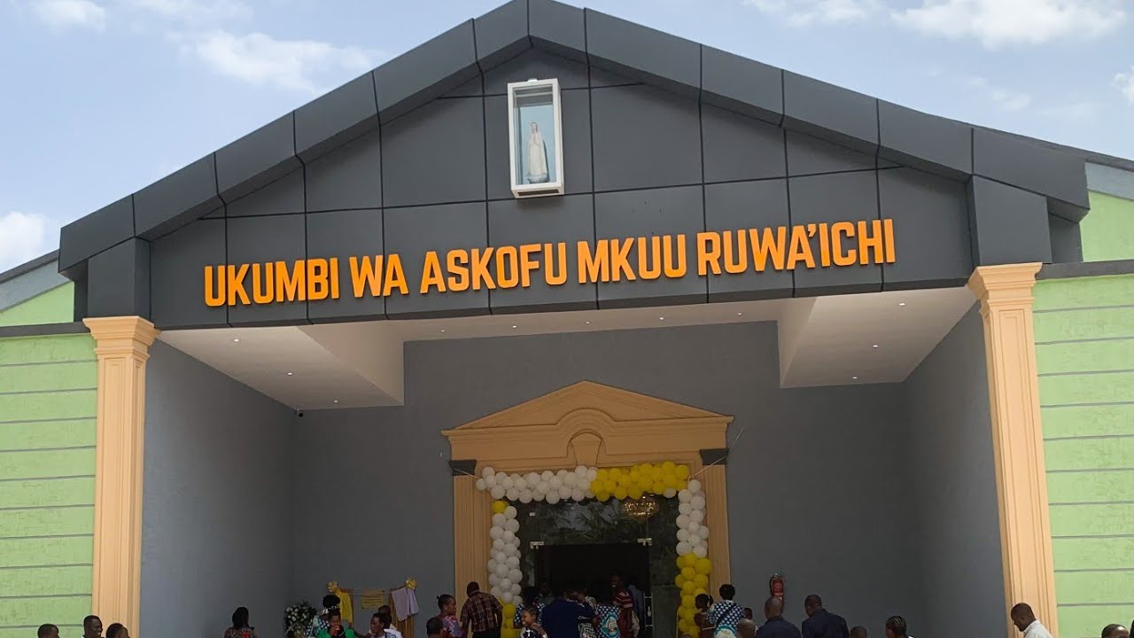 MISA TAKATIFU UZINDUZI WA UKUMBI PAROKIA YA KITUNDA JIMBO KUU DAR