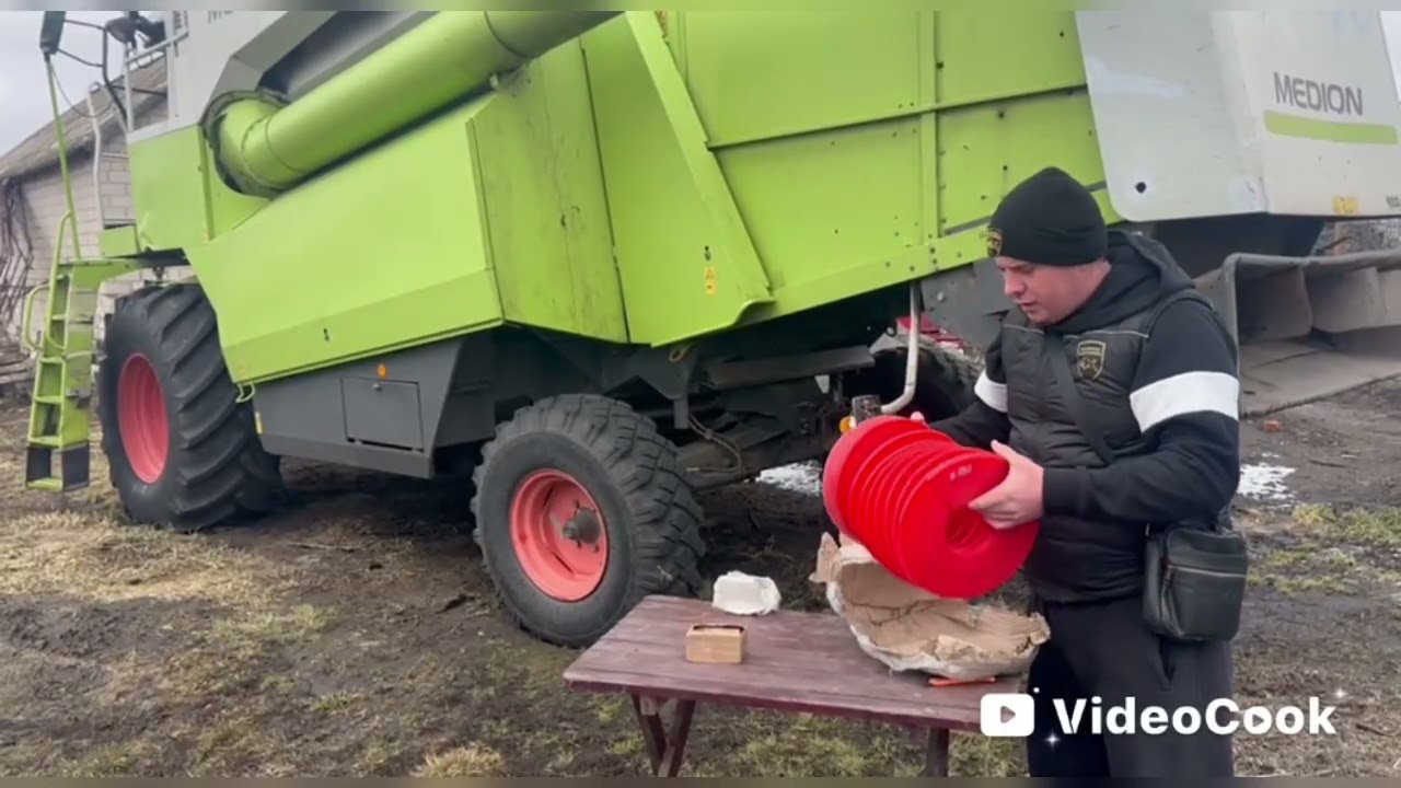 В продажі культиватор кпс 4.2 . Спіраль на комбайн 
