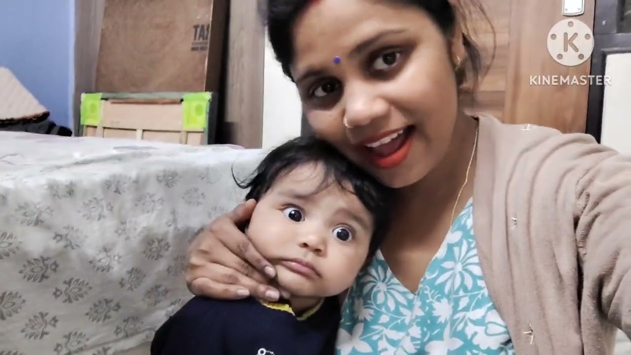 Aaj hamari laddu kheli balkoni mein # Aaj ka Safar