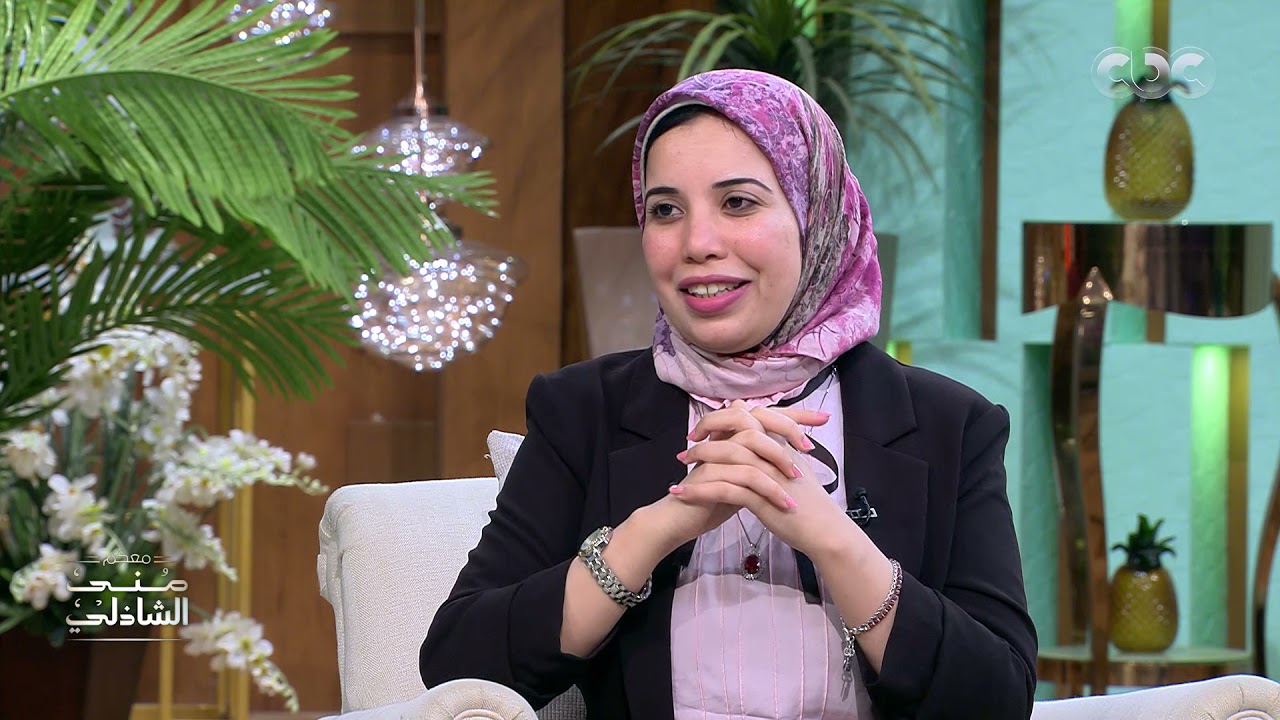قصة مشرفة لابنة الصعيد.. من محو الأمية إلى دكتوراة في الآثار