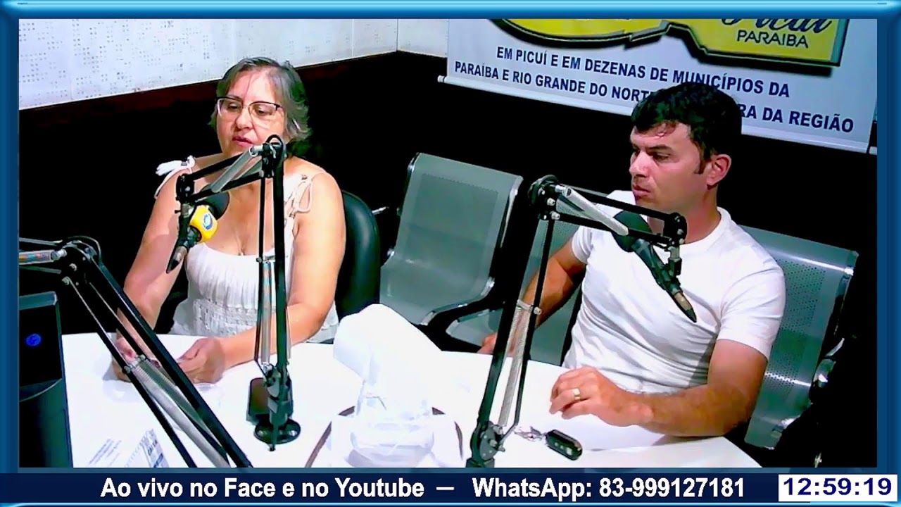 AO VIVO NOS ESTÚDIOS